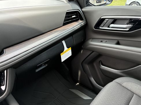 New 2026 Chevrolet Tahoe LS RWD image 36