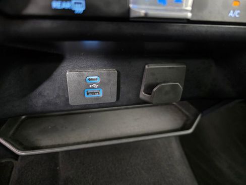 Used 2024 Ford F150 XLT w/ Tow/Haul Package image 30