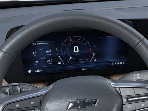 New 2026 Chevrolet Equinox ACTIV w/ Safety and Technology Package image 18