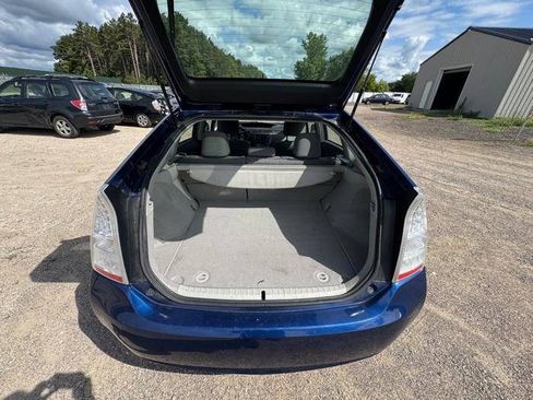 Used 2010 Toyota Prius Three w/ Solar Roof Pkg FWD image 25