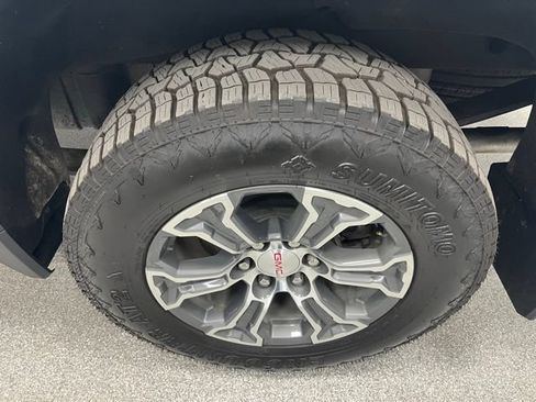 Used 2023 GMC Sierra 1500 SLE AWD/4WD image 13
