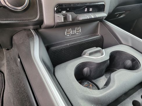 Used 2022 RAM 1500 Big Horn RWD image 19