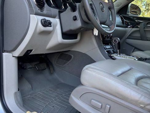 Used 2017 Buick Enclave Premium w/ Experience Buick Package image 28