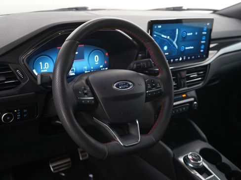 Used 2023 Ford Escape ST-Line Elite image 19