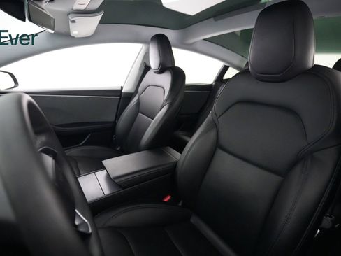 Used 2025 Tesla Model 3 Long Range RWD image 4