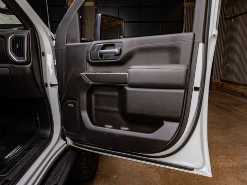 Used 2022 GMC Sierra 2500 AT4 w/ AT4 Preferred Package image 37