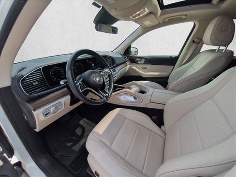 Used 2025 Mercedes-Benz GLE 350 4MATIC image 10