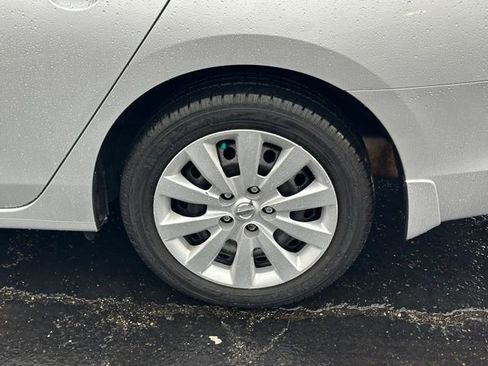 Used 2017 Nissan Sentra S FWD image 8