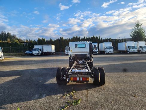 New 2025 Isuzu NPR image 8