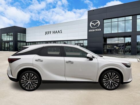 Used 2023 Lexus RX 350 Premium Plus w/ Cold Area Package FWD image 5