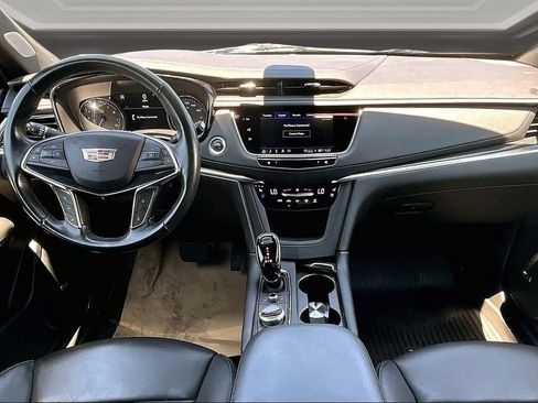 Certified 2023 Cadillac XT5 Premium Luxury w/ Technology Package AWD/4WD image 7