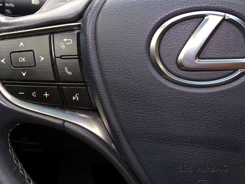 Used 2019 Lexus ES 350 image 24