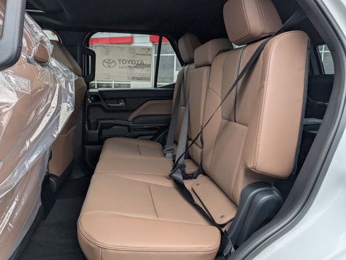 New 2025 Toyota 4Runner Limited image 29