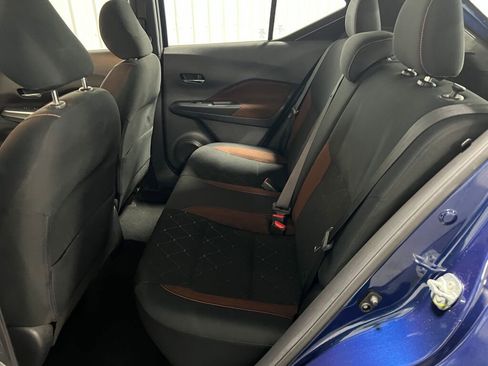 Used 2018 Nissan Kicks SR image 6