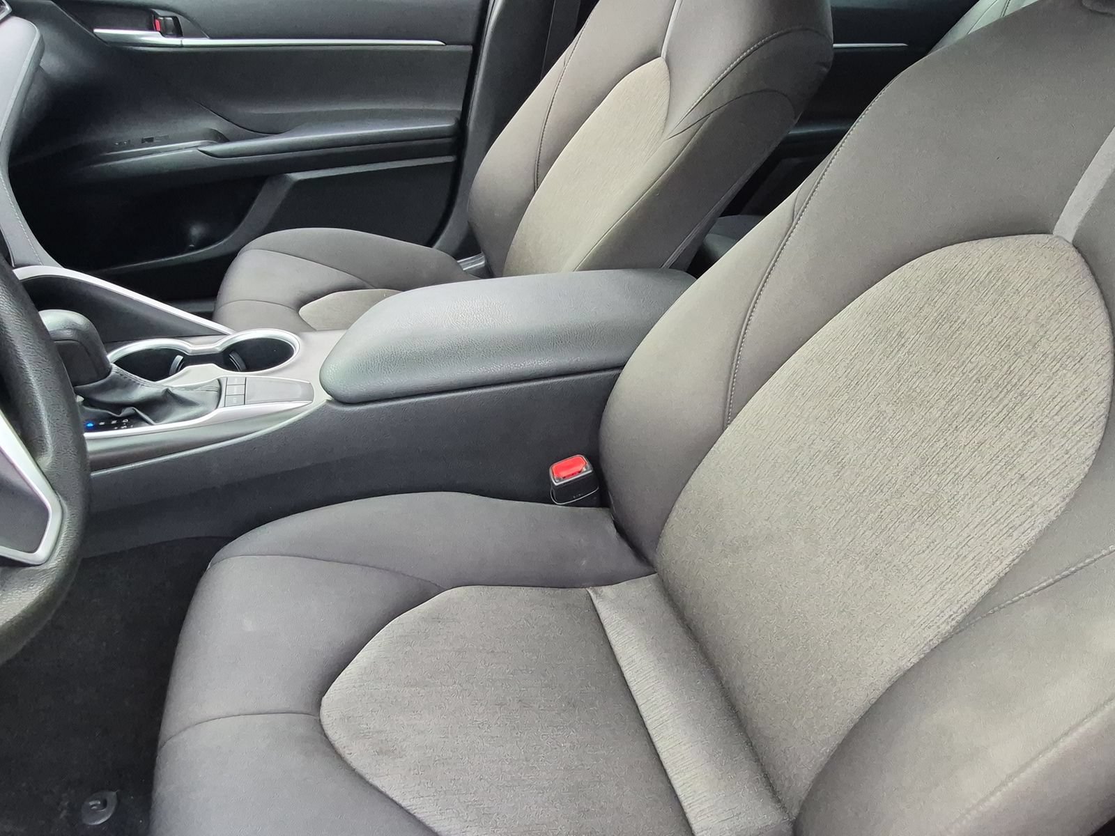 Used 2023 Toyota Camry LE FWD image 16