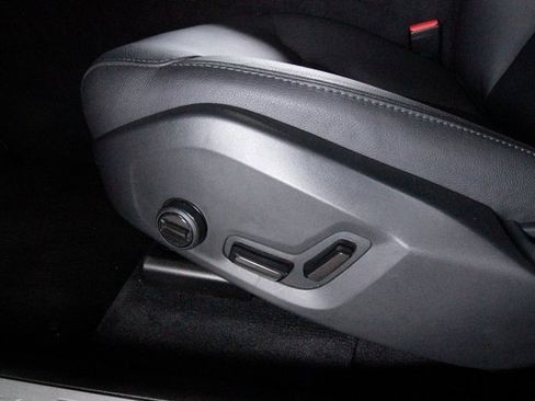 Certified 2025 Volvo XC60 B5 Core w/ Climate Package image 13