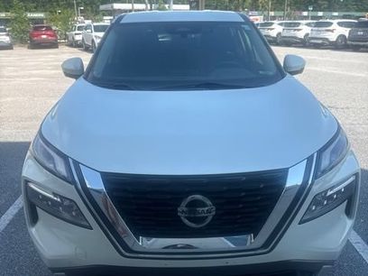 Used 2021 Nissan Rogue SV