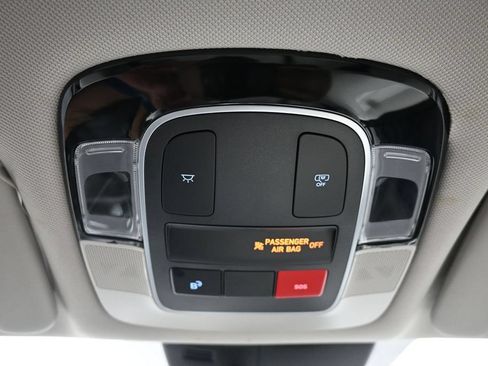 Certified 2025 Hyundai Tucson SEL AWD/4WD image 17