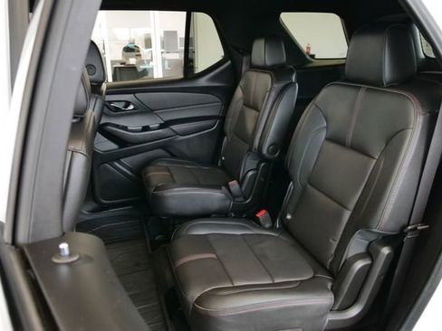 Used 2024 Chevrolet Traverse RS w/ LPO, Floor Liner Package image 12