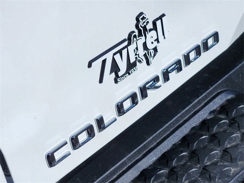 New 2026 Chevrolet Colorado ZR2 image 15