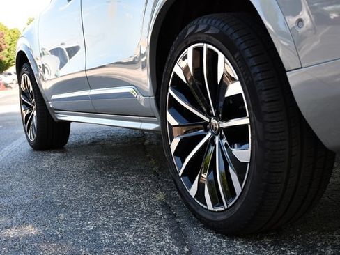 Used 2026 Volvo XC90 B6 Plus AWD/4WD image 9