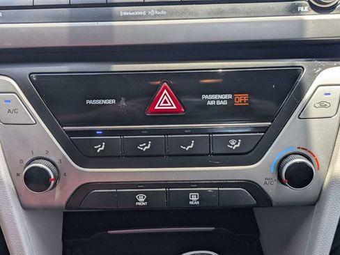 Used 2018 Hyundai Elantra SEL FWD image 20
