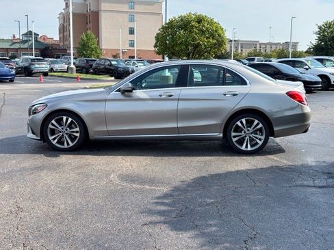 Used 2019 Mercedes-Benz C 300 4MATIC Sedan image 5