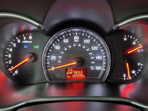 Used 2014 Kia Sorento LX image 25