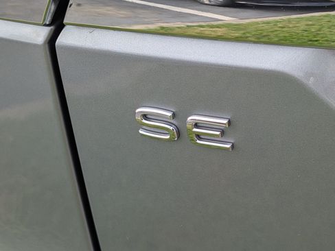 Used 2026 Volkswagen Atlas SE w/ Panoramic Sunroof Package FWD image 9