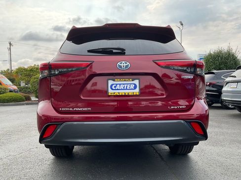 Used 2023 Toyota Highlander Limited image 12
