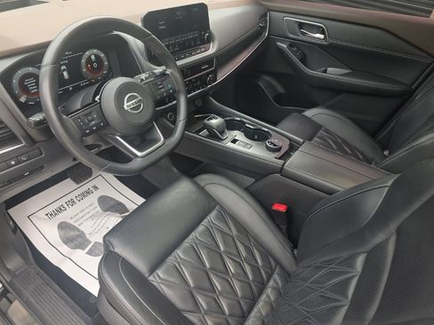 Used 2021 Nissan Rogue Platinum AWD/4WD image 13