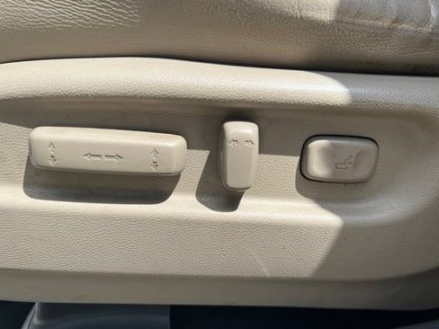 Used 2016 Honda Pilot Touring image 21