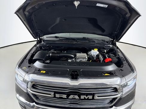 Used 2022 RAM 1500 Laramie AWD/4WD image 28