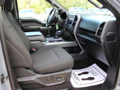 Used 2019 Ford F150 XLT w/ Equipment Group 302A Luxury AWD/4WD image 17