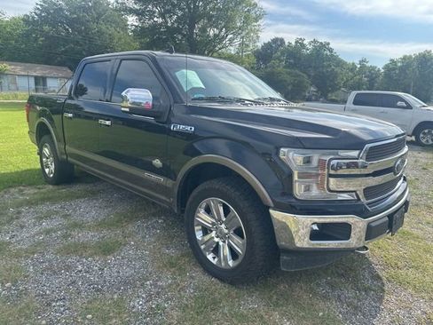 Used 2018 Ford F150 King Ranch w/ Equipment Group 601A Luxury AWD/4WD image 3