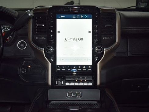 Used 2022 RAM 5500 Laramie image 25