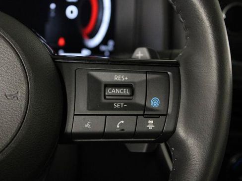 Certified 2023 Nissan Rogue Platinum w/ Platinum Premium Package FWD image 30
