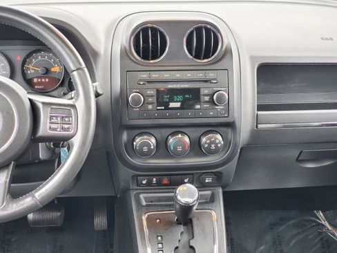 Used 2016 Jeep Patriot High Altitude AWD/4WD image 20