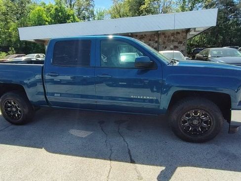 Used 2015 Chevrolet Silverado 1500 LT w/ LT Convenience Package image 6