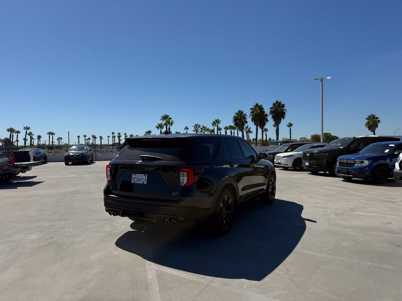 Used 2022 Ford Explorer ST w/ Equipment Group 401A RWD image 3