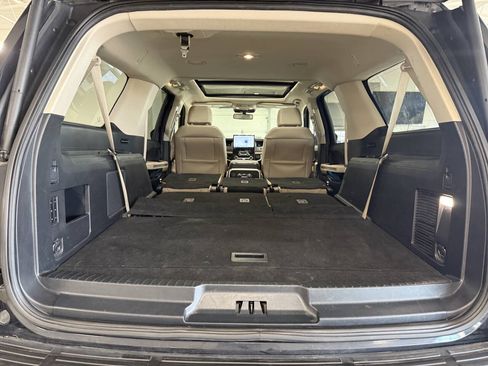Used 2024 Ford Expedition Max Limited AWD/4WD image 37