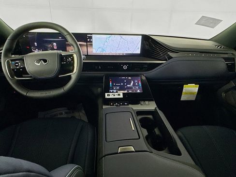 New 2026 INFINITI QX80 SPORT w/ Sport Exterior Package image 28