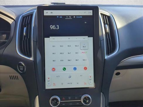 Used 2024 Ford Edge Titanium w/ Equipment Group 301A image 13