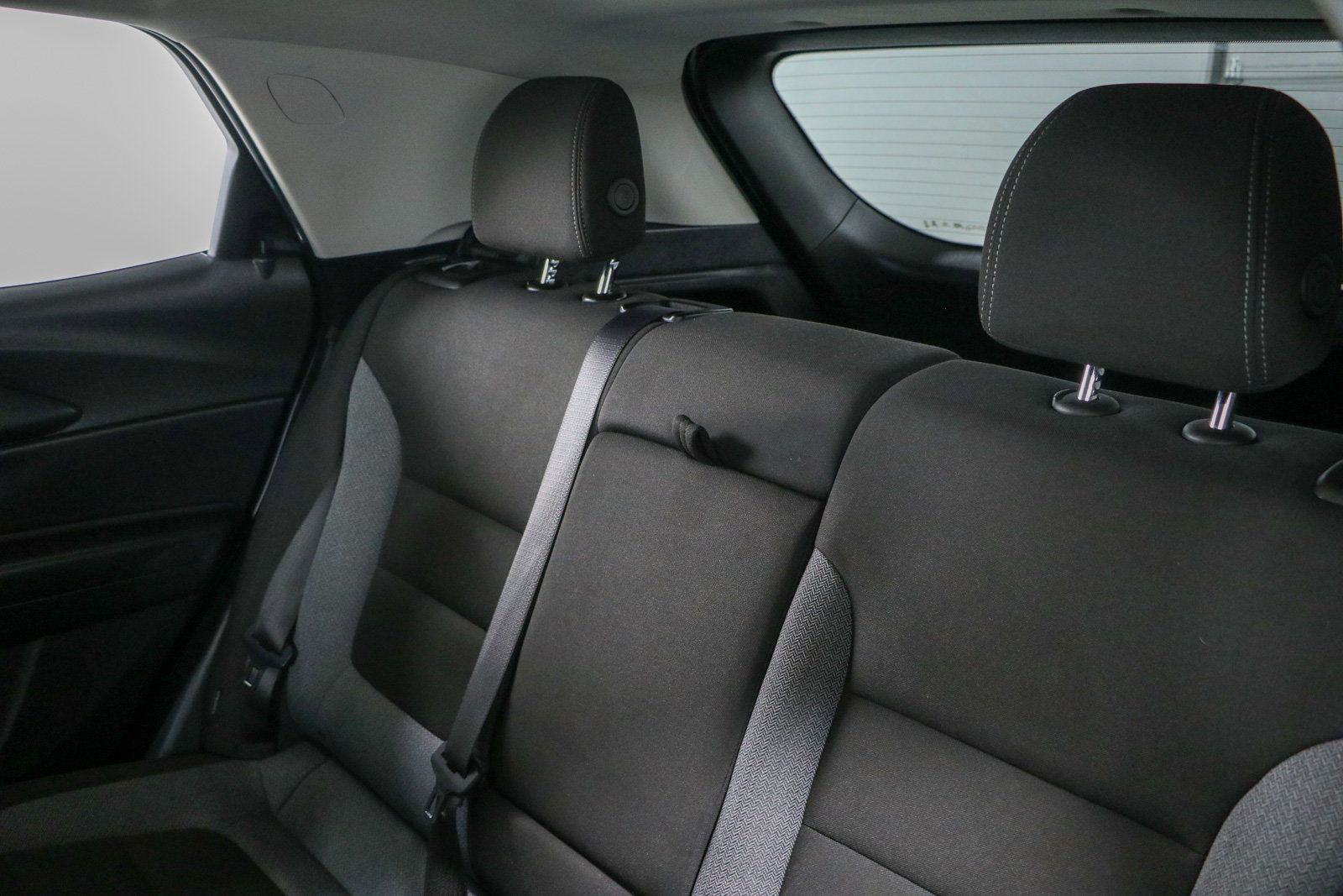 Used 2025 Chevrolet TrailBlazer LT w/ Convenience Package FWD image 24