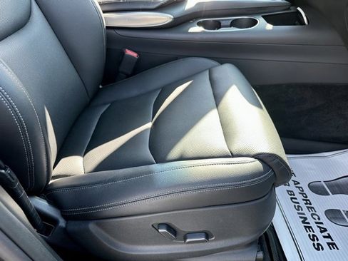 Used 2024 Genesis GV70 2.5T w/ Select Package image 26