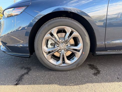 New 2025 Honda Accord EX-L image 18