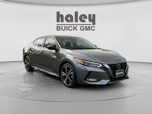 Used 2021 Nissan Sentra SR w/ SR Premium Package image 7