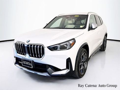 Used 2023 BMW X1 xDrive28i w/ Convenience Package AWD/4WD image 3