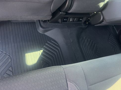 Used 2022 Chevrolet Silverado 1500 RST image 22