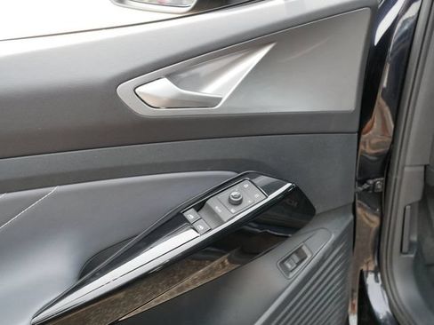 Certified 2023 Volkswagen ID.4 Pro S AWD/4WD image 16